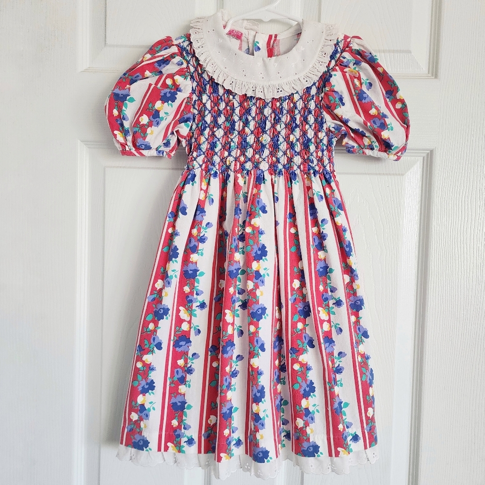 Vintage Polly Flinders Floral Hand Smocked Girls Dress